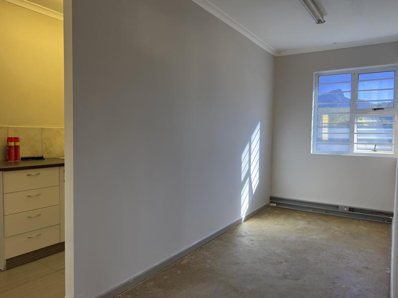 To Let Commercial Property for Rent in Wynberg Western Cape